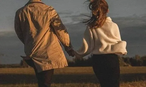 Phụ nữ có hai chuyện tuyệt đối đừng bỏ lỡ, một là thanh xuân hai là cơ hội gặp được người tốt hơn