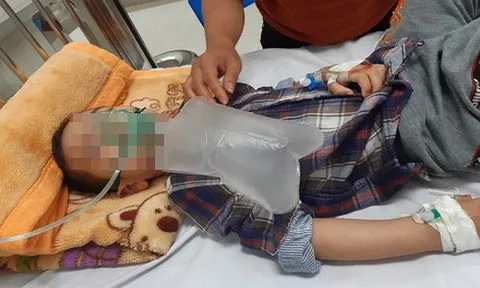 Nhầm thuốc cai nghiện là sirô dâu, bé trai 4 tuổi nguy kịch