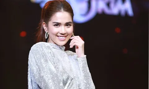 Lần đầu tham gia gameshow, Ngọc Trinh chiếm trọn spotlight vì xinh đẹp cùng độ "chịu chơi"