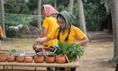 Phương Mỹ Chi trổ tài nấu món miền Tây "siêu đỉnh"