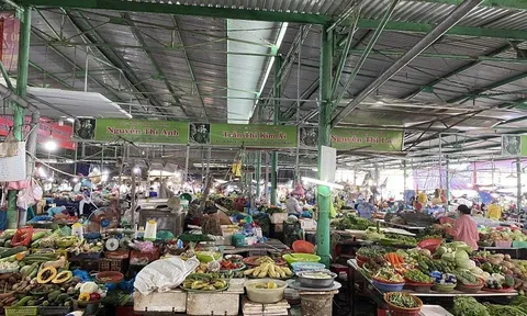 Một người đi chợ mắc Covid-19 ở TP.Đà Nẵng