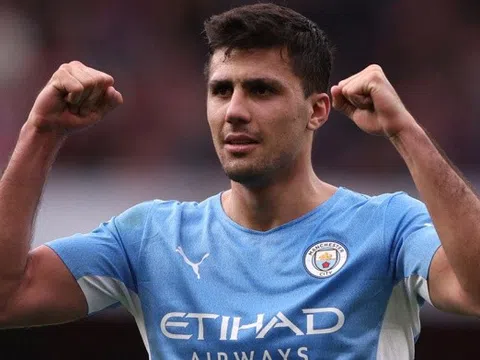 Rodri nói thẳng về khả năng gia nhập Real Madrid