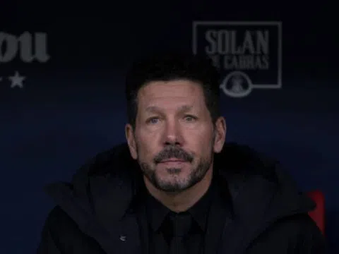 Đi vào lịch sử Atletico, Simeone rơi nước mắt