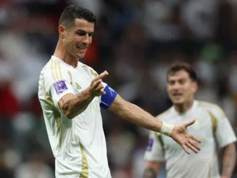 Cristiano Ronaldo phá kỷ lục không tưởng của Lionel Messi