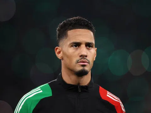 Quá xuất sắc, viện binh của Arsenal khiến Saliba choáng ngợp