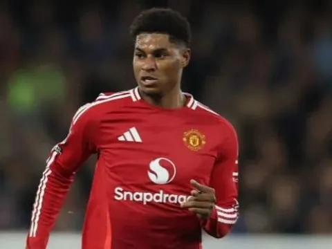Lộ diện bạn gái mới đầy quyến rũ của Marcus Rashford
