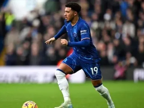 M.U thắng đậm Everton, Jadon Sancho có động thái với đồng đội cũ