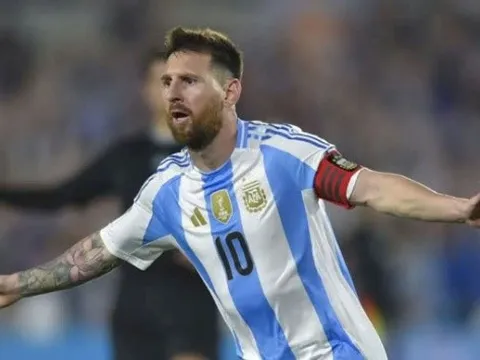 Man City khủng hoảng, có khi nào Messi là cứu tinh?