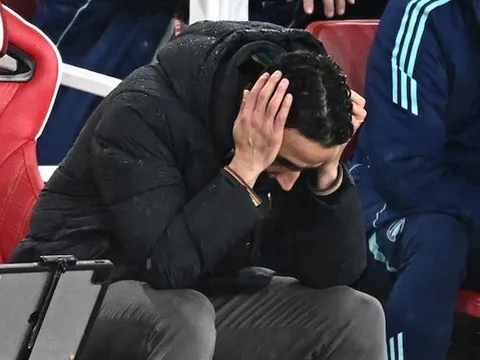 Hạ Man Utd, bí thuật của Arsenal khiến Amorim "vò đầu bứt tai"