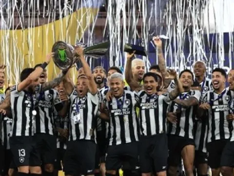 Botafogo thống trị bóng đá Brazil và Nam Mỹ