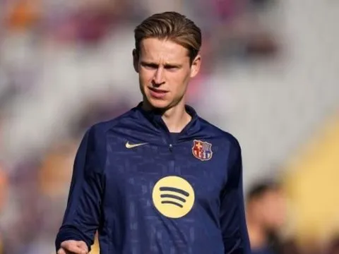 De Jong có thể đến PSG ngay tháng Giêng