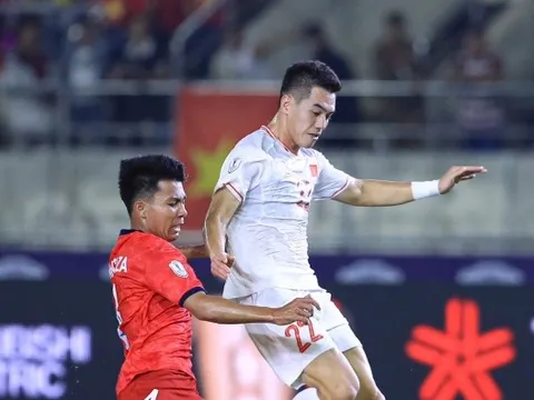 HLV Kim thay người như thần, tuyển Việt Nam hủy diệt Lào 4-1