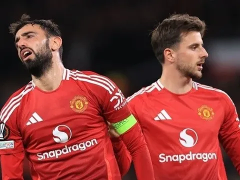 So với Premier League mùa trước: Man Utd chạm đáy, Chelsea lên đỉnh