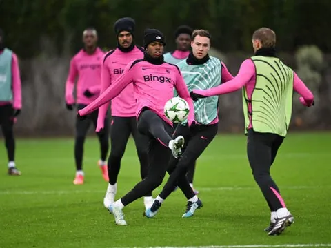 5 điểm đáng chú ý trong buổi tập của Chelsea: Maresca họp riêng Neto; Palmer - Cucurella bị 'hội đồng'