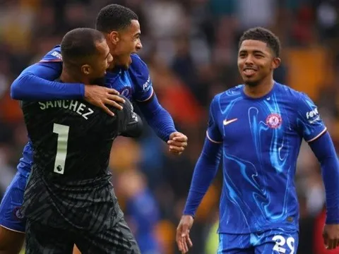 Ian Wright mách nước cách Chelsea nâng tầm đội bóng