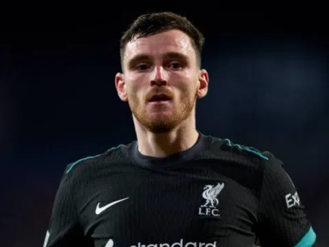 Bayern tìm người thay thế Davies: Robertson liệu có rời Liverpool?