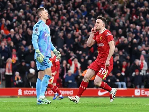 5 điểm nhấn Liverpool 2-2 Fulham: Kẻ "bỏ túi" Salah; Siêu dự bị lên tiếng