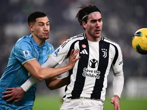 Juventus "sa lầy" trước Venezia, xa vời mục tiêu top 4