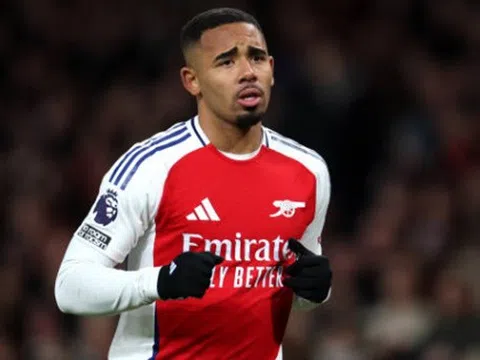 1 bàn sau 33 trận, Gabriel Jesus bị công kích mạnh mẽ tại Arsenal