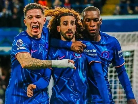 5 điểm nhấn Chelsea 2-1 Brentford: Bản lĩnh đua vô địch; Thẻ đỏ của Cucurella