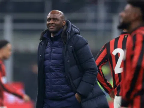 Hòa Milan, Vieira nói lý do bất bại 4 trận và không dùng Balotelli