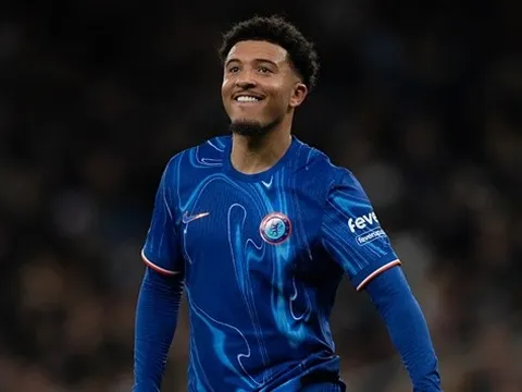 Chelsea phơi bày mặt hạn chế của Man Utd