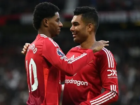 Theo đuổi sao M.U, Arsenal có thể lặp lại sai lầm với Sterling