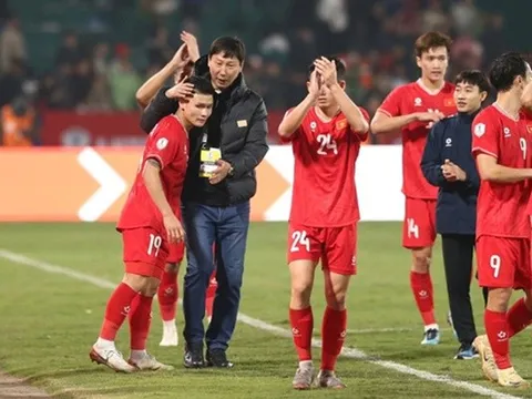 Giá vé trận Philippines vs Việt Nam giảm mạnh