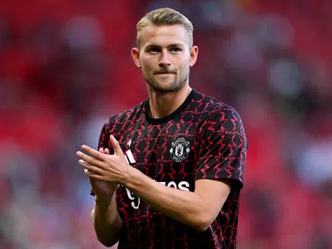 Wes Brown dự đoán thời điểm De Ligt bùng nổ ở MU