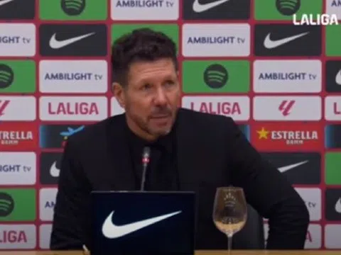 Simeone phản ứng với De Paul - Oblak - Sorloth, nói lời thật lòng về Barcelona