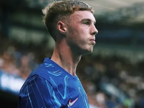 Chelsea rơi điểm, Maresca bị công kích vì quyết định với Sancho và Palmer