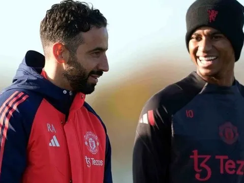 Amorim khích tướng Rashford cùng dàn sao MU
