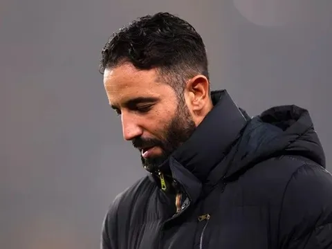 Carragher dự đoán thời điểm Man Utd hồi sinh dưới thời Amorim