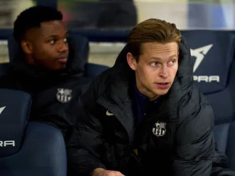 Tương lai bất định của Frenkie de Jong tại Barcelona