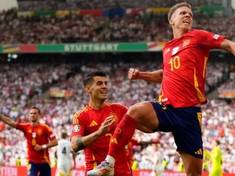 NÓNG! Cơ hội để Man United chiêu mộ Dani Olmo
