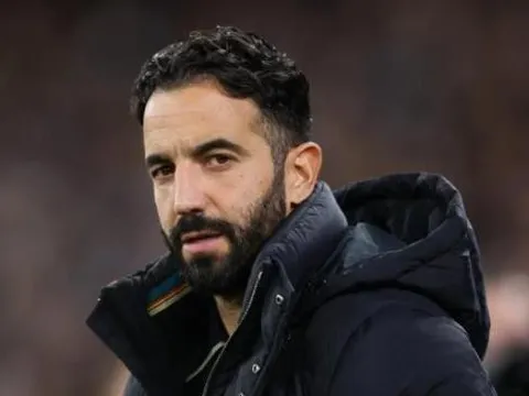 5 trung vệ có thể đến Man United trong năm 2025