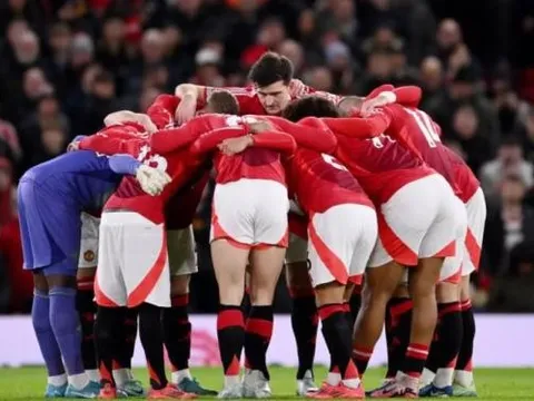 7 cầu thủ trên đường rời Man United