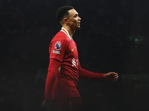 Alexander-Arnold đang cân nhắc lời đề nghị hấp dẫn nhất mà anh từng nhận được