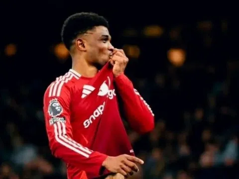 CHÍNH THỨC! Amad Diallo đoạt cú đúp giải thưởng ở Man United