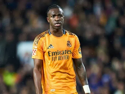 Vinicius vẫn có thể thi đấu ở Copa del Rey dù nhận thẻ đỏ