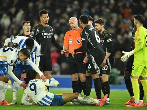 "Một quả penalty không bình thường"