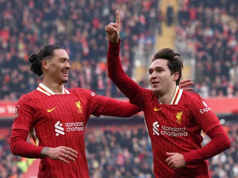 5 điểm nhấn Liverpool 4-0 Accrington: Siêu phẩm của Alexander-Arnold; Arne Slot gây choáng