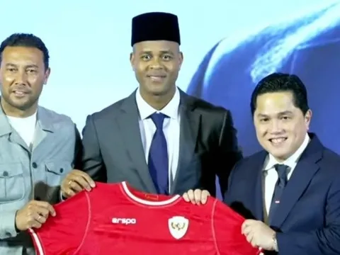 Patrick Kluivert: Tôi muốn cùng Indonesia giành vé đi World Cup