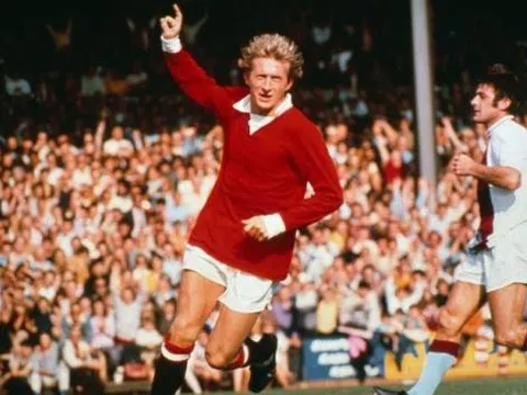 Tin buồn! Huyền thoại MU, Denis Law qua đời