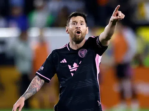 Messi mở tài khoản, Inter Miami ra quân chật vật