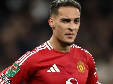 NÓNG! Real Betis sắp hoàn tất thương vụ Antony từ Man United