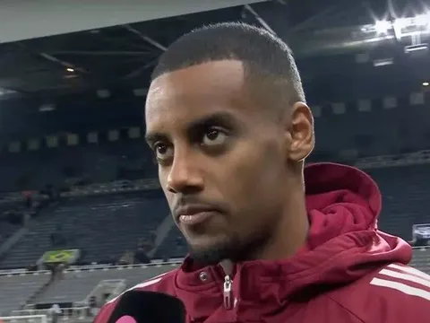 Alexander Isak lên tiếng về khả năng gia nhập Arsenal