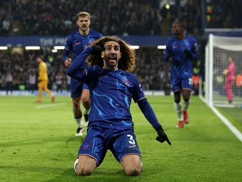 Cucurella: Chelsea không được phép hài lòng với kết quả hiện tại ở Ngoại hạng Anh