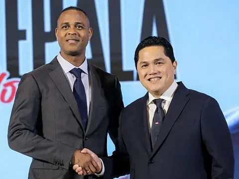 Hào quang thời cầu thủ có thể giúp Patrick Kluivert cải thiện hàng công Indonesia?