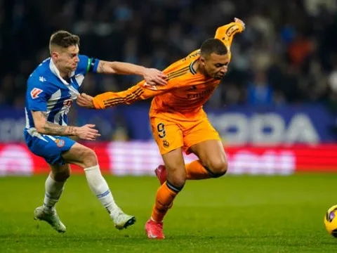 Thắng Real, HLV Espanyol nói thẳng trình độ của Mbappe